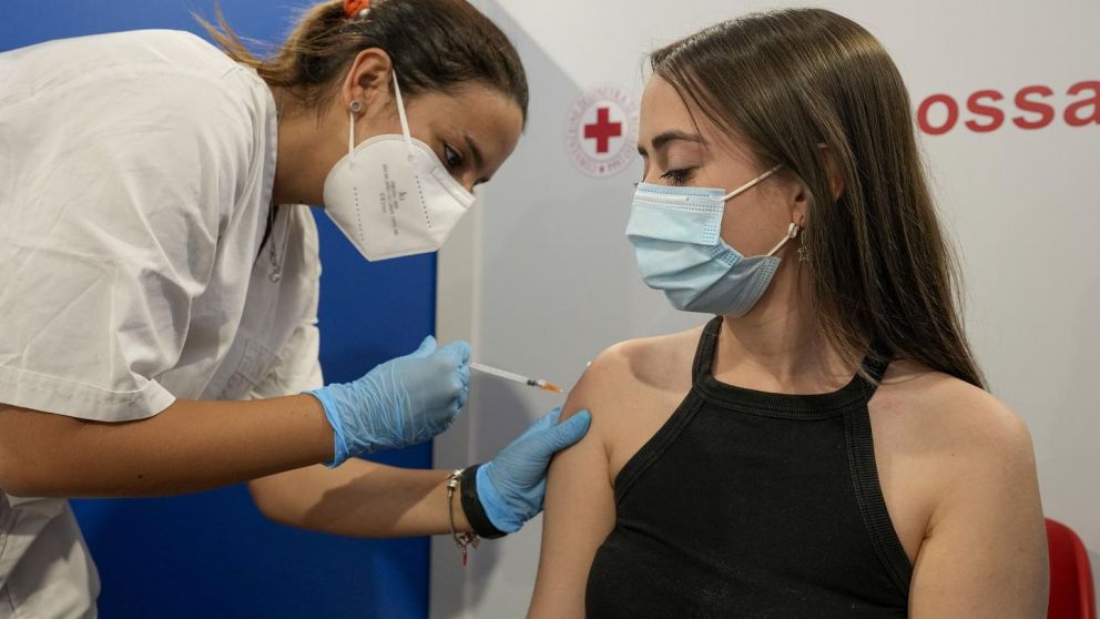 Argentina empezará a vacunar con Moderna a adolescentes con comorbilidades de 12 a 17 años