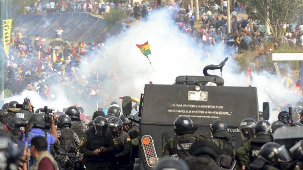 El Parlasur analizará el envío de armas represivas a Bolivia por parte del gobierno de Macri