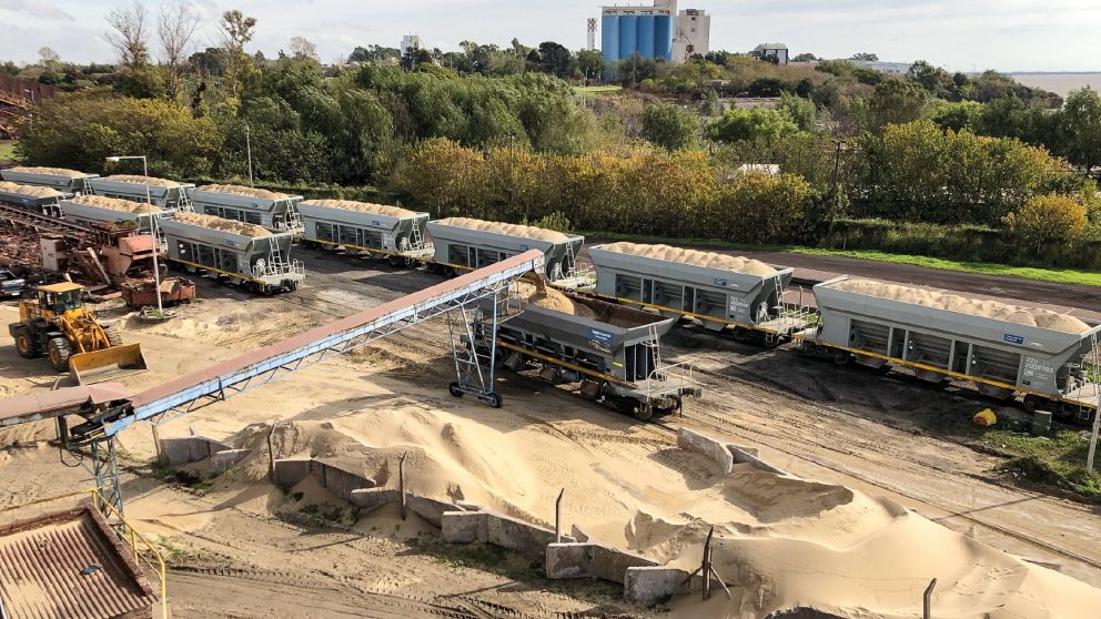 "Trenes, camiones y tractores", trabajo coordinado y con respaldo de los sindicatos transportistas