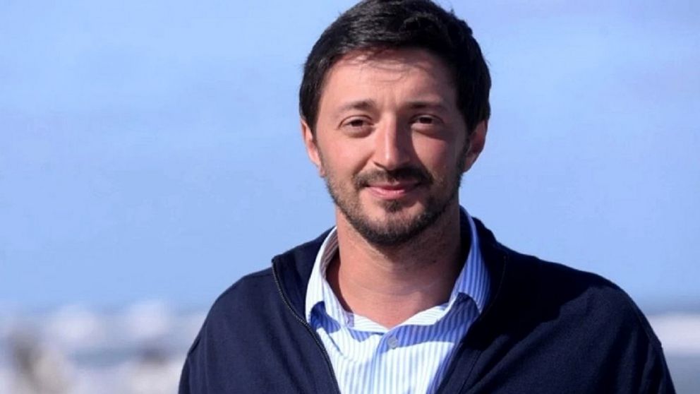 El intendente de Pinamar, Martín Yeza, fue intimado a devolver 2 millones de pesos por fraude con la Tarjeta Alimentar