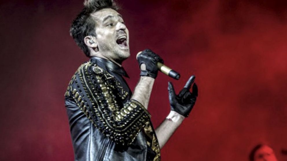 El cantante sufr�a un presunto brote psic�tico cuando un polic�a bonaerense lo bale�
