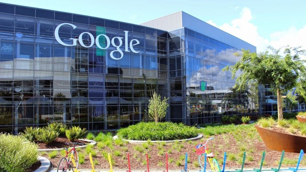 Google espera llegar a un esquema de tres días de presencialidad en oficinas