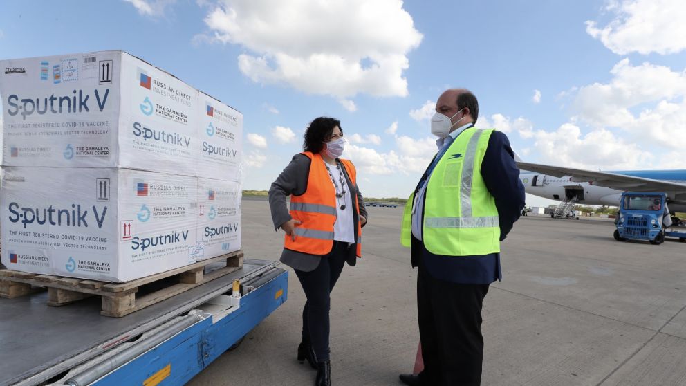 Aerolíneas Argentinas realizó anteriormente 41 viajes, transportando más de 28 millones de vacunas