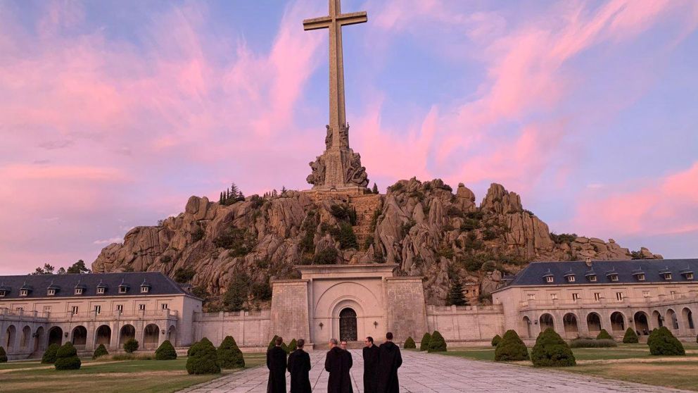 El Valle de los Caídos, el megamonumento que el dictador Franco hizo construir utilizando como mano de obra esclava a presos políticos