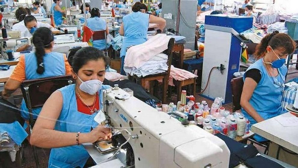 Industria textil proyecta crecer más de 20% en 2021 frente a este año y sumó 20 mil empleos en su repunte