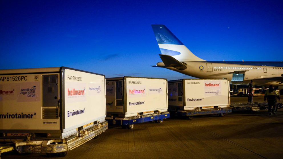 El domingo arrib� a Argentina otro vuelo con 768 mil vacunas