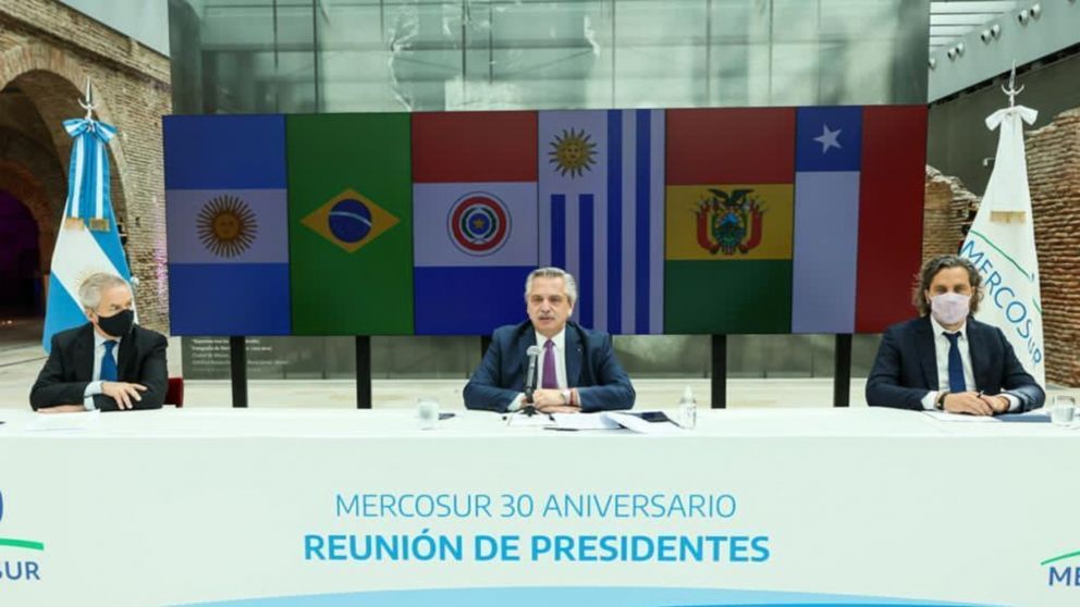 Alberto encabez� la �ltima cumbre