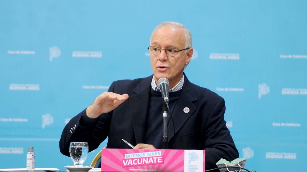 Además informó que la ocupación de camas de terapia intensiva en el Área Metropolitana de Buenos Aires (AMBA) es de 66,4% y de 53,6% en el interior de la provincia.