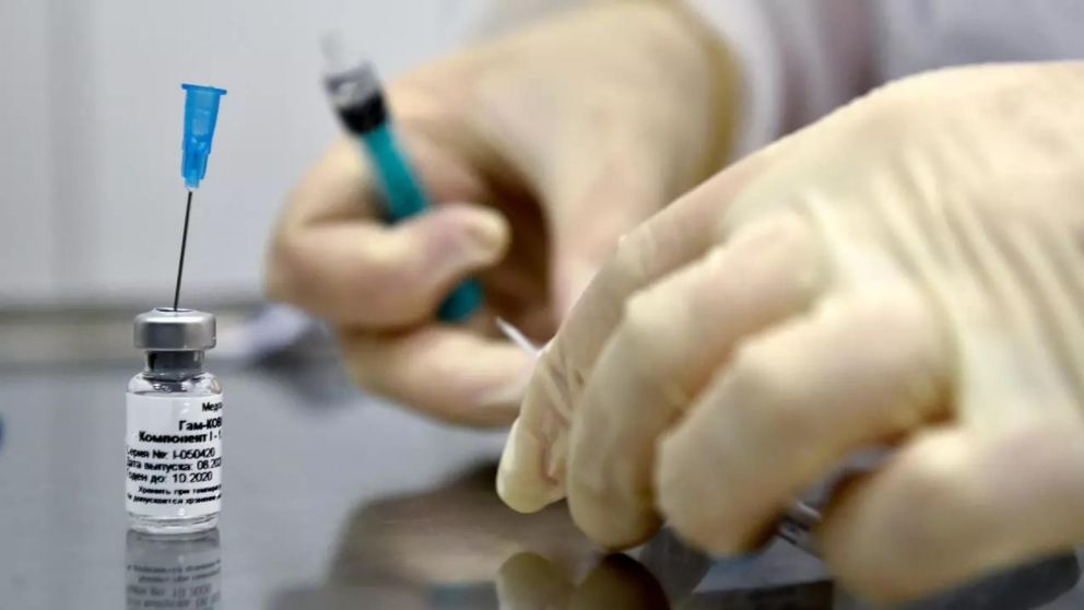 La mejor combinación es mezclar vacunas Sputnik V y AstraZeneca con Sinopharm porque tienen plataformas distintas