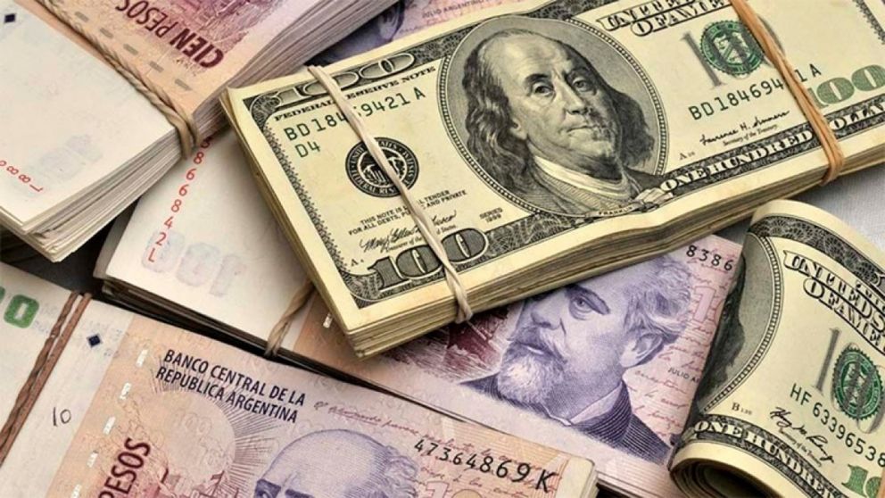 El valor del dólar hoy recibe presión extra