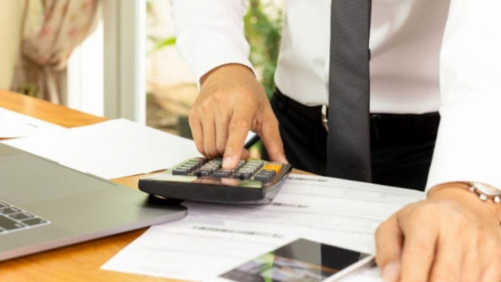 Presión tributaria, inflación y tipo de cambio preocupan a empresarios pymes