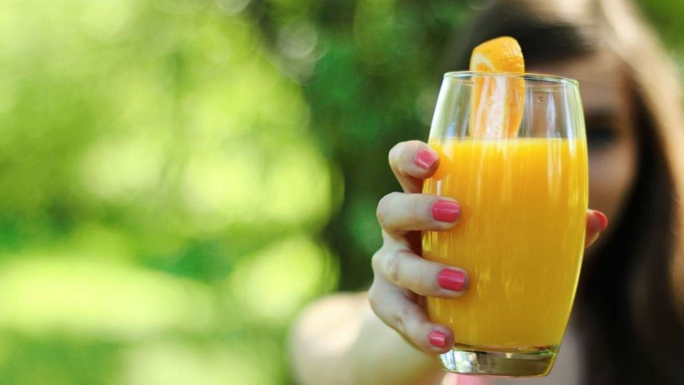 El jugo de naranja resultó ser muy efectivo para tener "vacaciones"