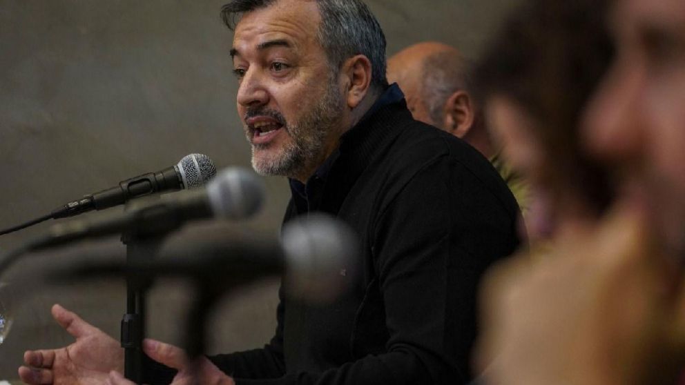 "Todos los estatales est�n trabajando, sea en modo presencial o remoto", dijo Aguiar (ATE)