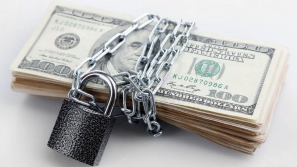 ¿Cómo comprar dólar a través del mercado financiero?