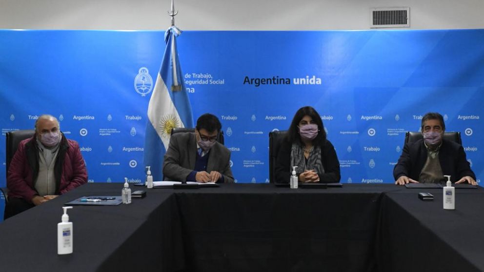 En mayo los estatales nacionales firmaron su paritaria 2021 con la cláusula de revisión que se adelantará