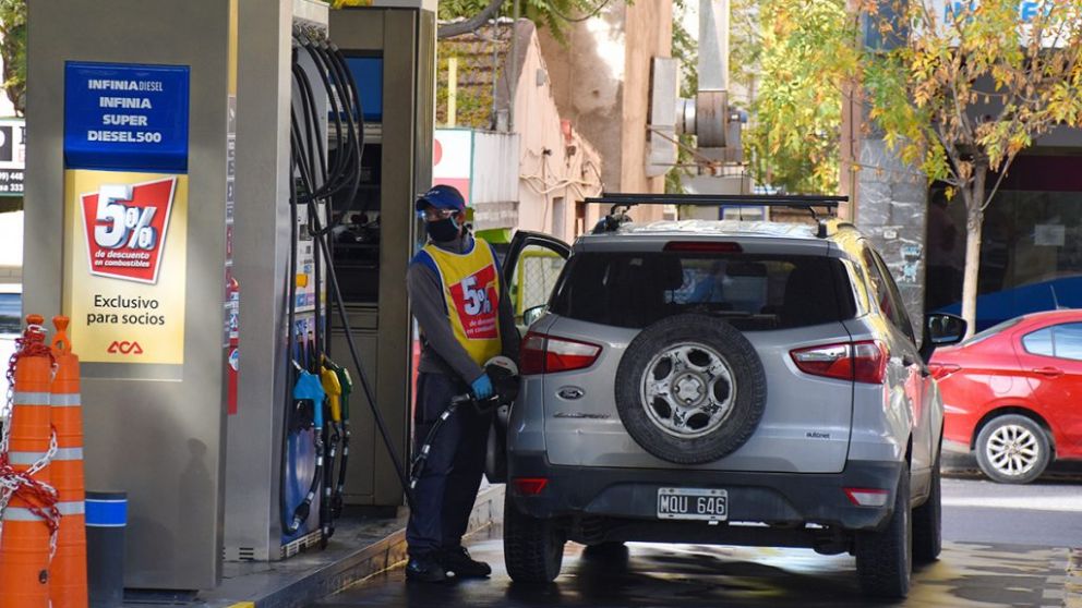 EL CECHA afirmó que la caída en la venta de nafta es "preocupante"