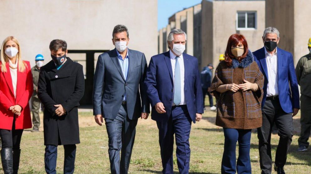Alberto y Cristina Fernández y una elección clave de medio término