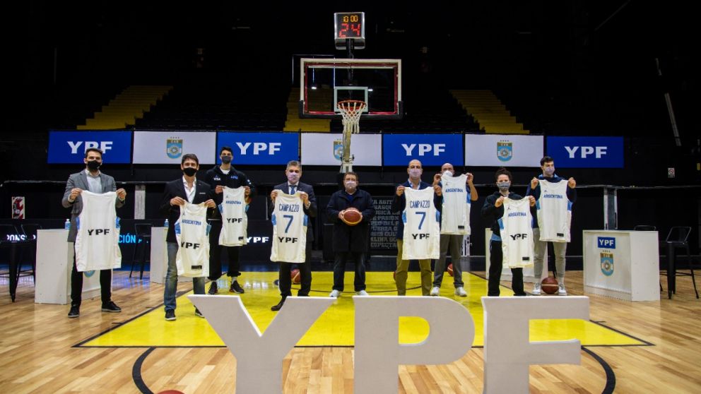 Además de Messi y la selección de fútbol, YPF será sponsor del básquet femenino y masculino