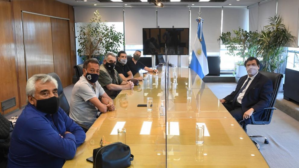 El ministro Moroni y los sindicalistas de la CATT, mesa de diálogo en pandemia