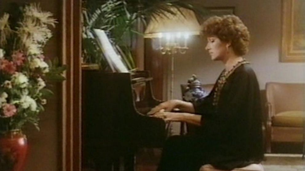 Las alumnas de Madame Olga: sexo y poder en los años setenta