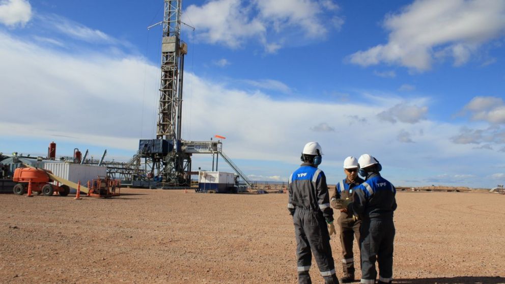 YPF destacó que en 2020 alcanzó su récord de producción de shale