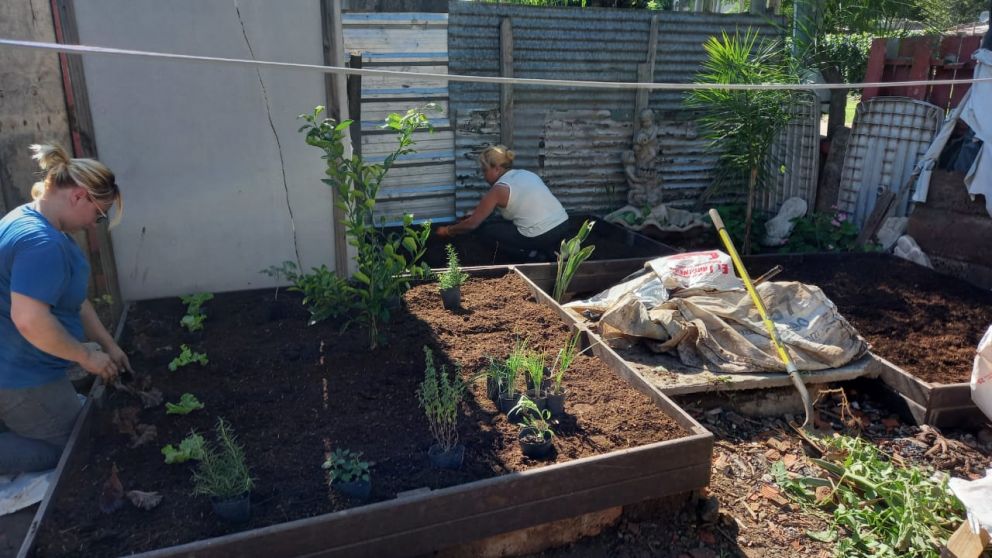 La construcción se realiza con materiales reciclables