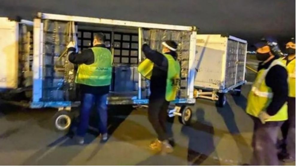 La donación de la Fundación Messi llegó a Rosario en agosto 2020 y sigue en los contenedores