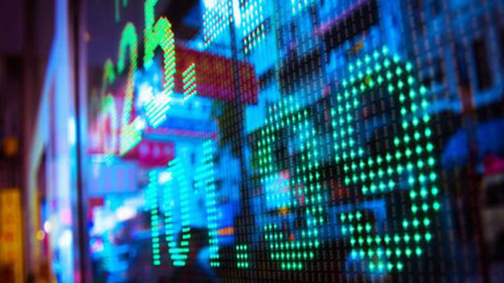 Economía amesetada: ¿hacia más gasto público?