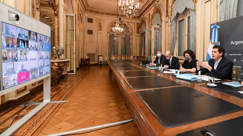 De Pedro y Vizzotti analizaron con los gobernadores el avance de la vacunaci�n en las provincias
