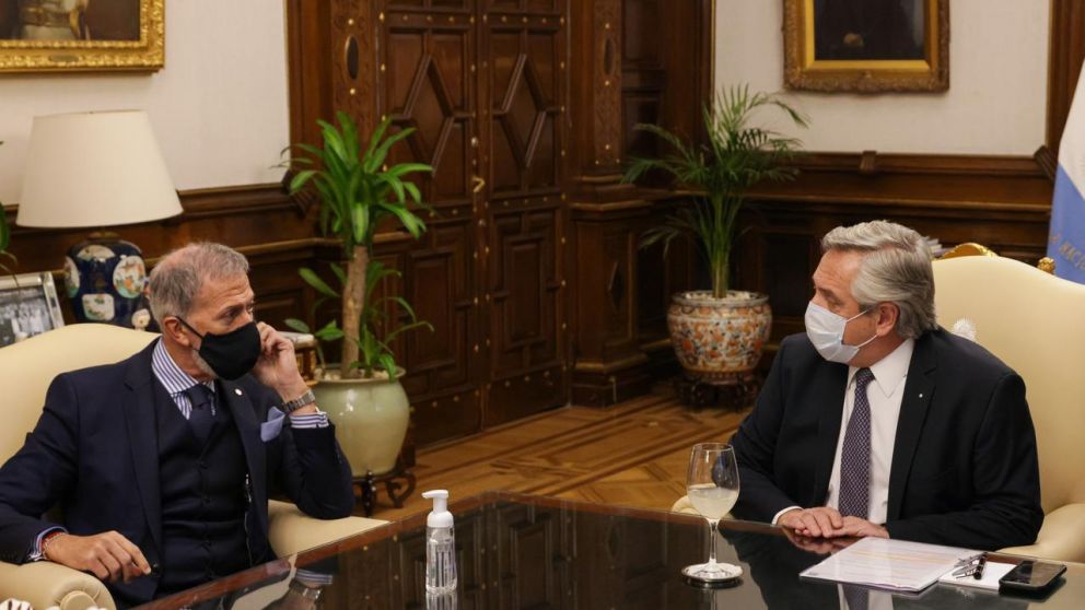 Alberto recibió al titular de la DAIA, Jorge Knoblovits quien le expresó su malestar por la votación en la ONU