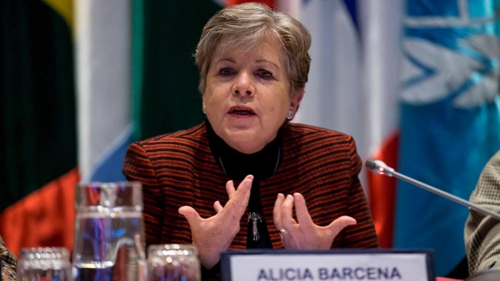 Bárcena enfatizó que la pandemia de COVID-19 trajo nuevos desafíos y puso en evidencia la importancia de reforzar el apoyo a los países de América Latina