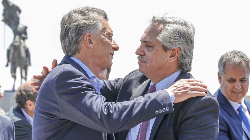 Fernández se preguntó si Macri "es consciente del daño que le hizo a la Argentina" cuando se endeudo con el FMI