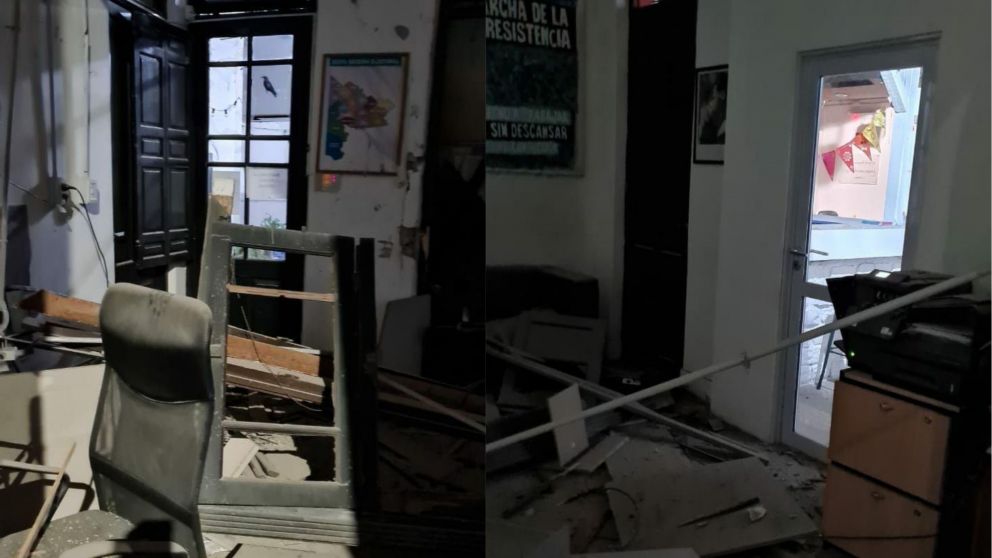 Así quedó el local tras ser atacada con explosivos