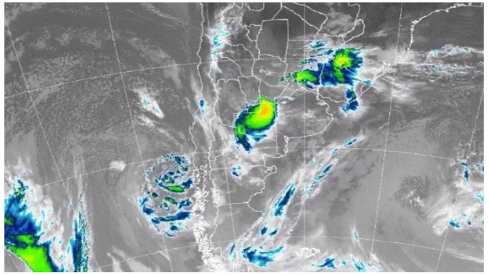 El sitio meteored.com.ar permite seguir la evolución del cilclón extratropical