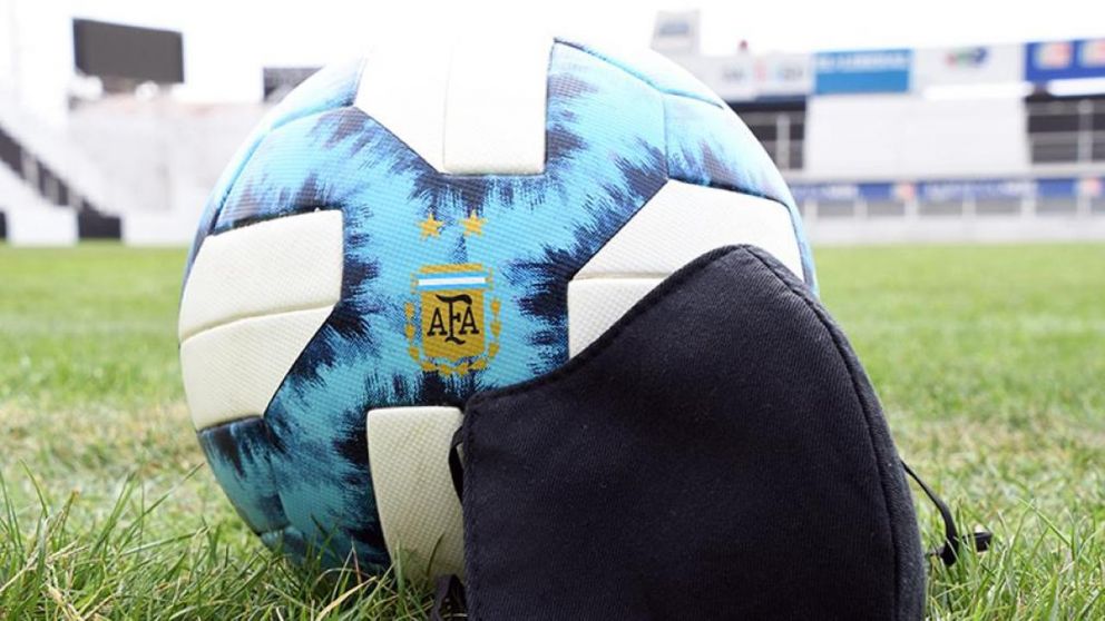 Qué partidos se suspenden y hasta cuándo no habrá fútbol local