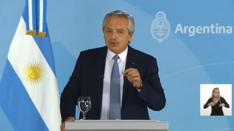 El Presidente aseguró que las nuevas medidas serán por 9 días