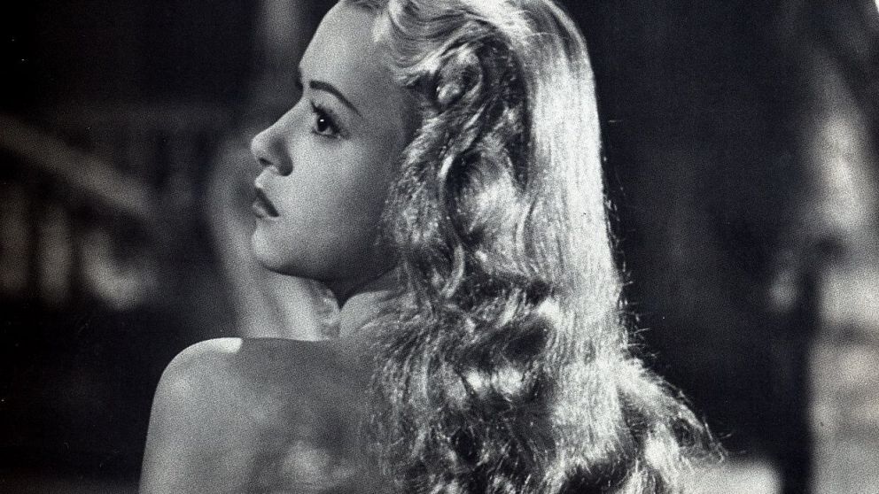 Olga Zubarry en El ángel desnudo