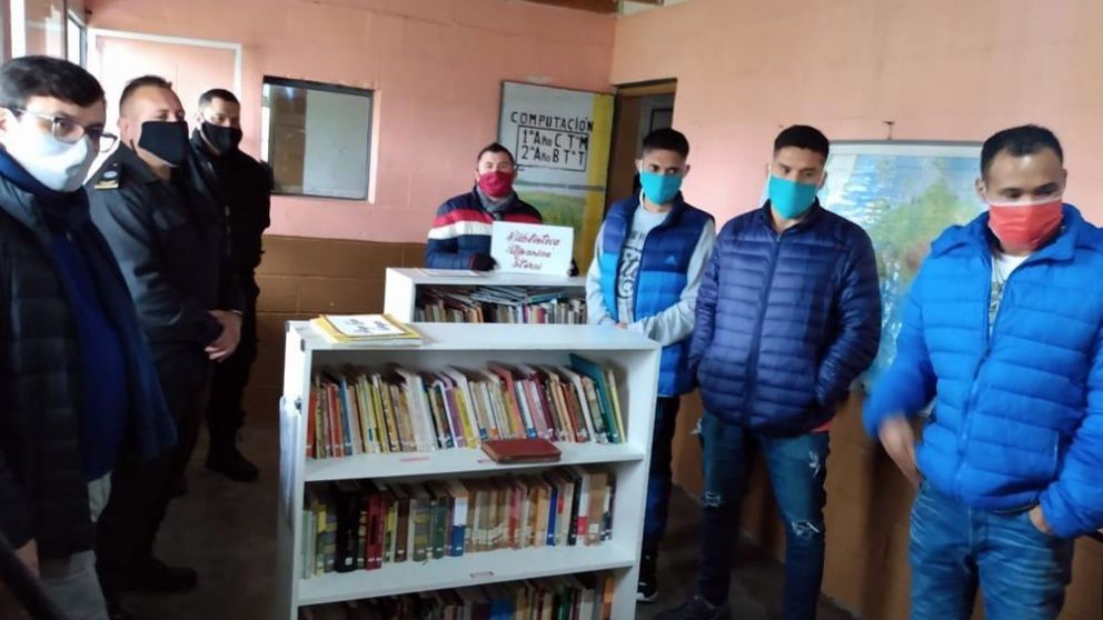 Con experiencia alentadora, crece la inclusión de pabellones literarios en las cárceles