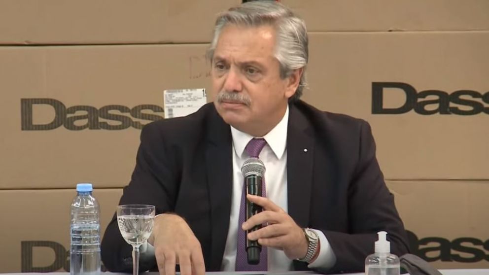 Fernández anunció inversiones en una visita a la planta de Dass en Eldorado, Misiones