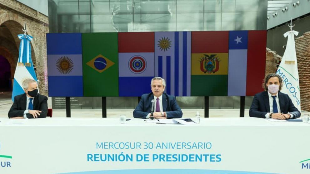 Alberto, al frente de la última cumbre