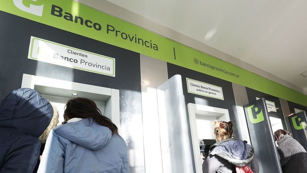 Anses y Banco Provincia: AUH, jubilados y beneficiarios de asignaciones pueden retirar hasta 20.000 en efectivo