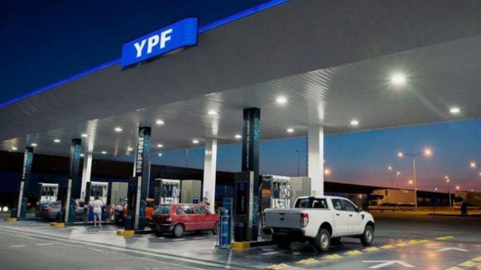 "Hubo que equilibrar y darle previsibilidad al sector", explicó el presidente de YPF, Pablo González