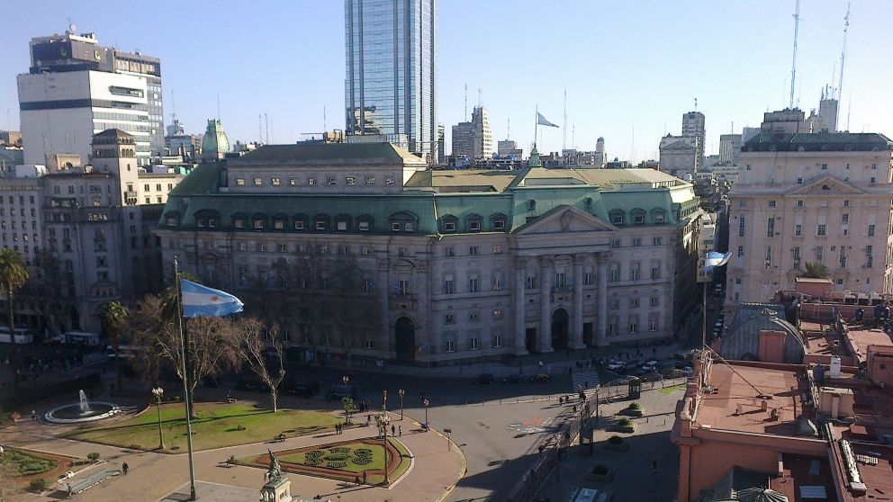 Lanzan concurso para transformar la sede del Banco Nación