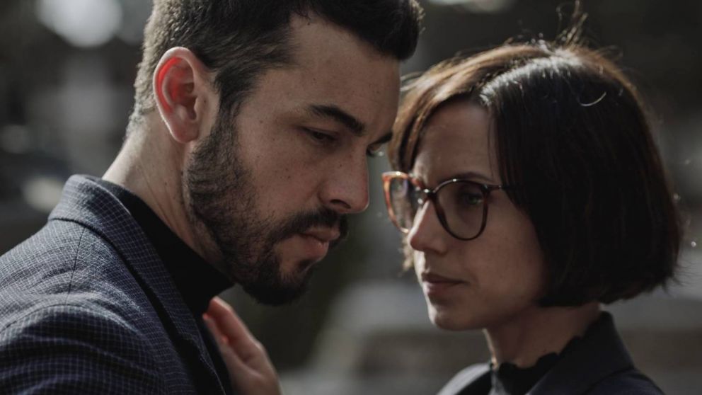 Constantes giros en la historia dirigida por Oriol Paulo y protagonizada por Mario Casas