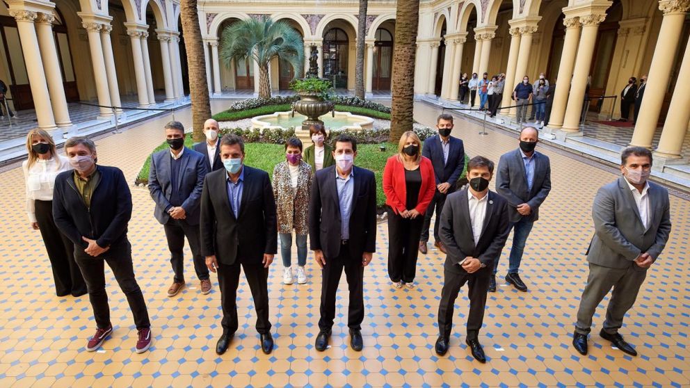 La propuesta de correr las PASO y las generales un mes tiene como trasfondo al coronavirus