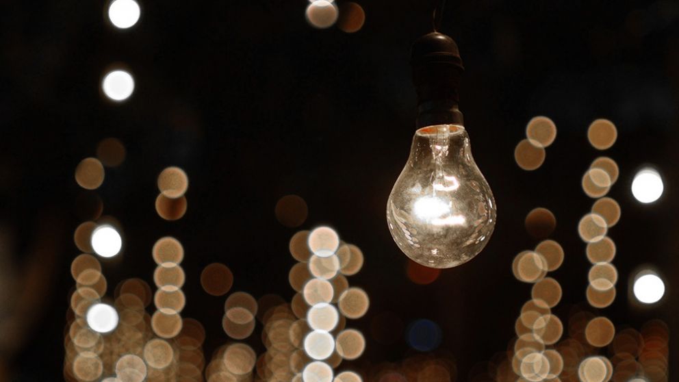 La luz aumenta desde este sábado un 9% para los usuarios del AMBA