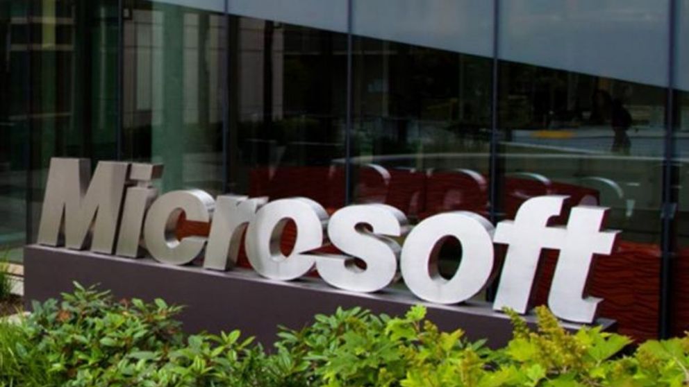 Por el trabajo remoto y la educación virtual, Microsoft vale casi dos billones de dólares