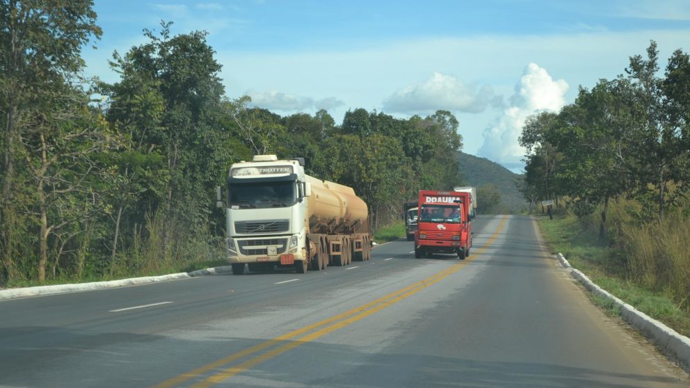La ruta es clave para el transporte de granos desde el la zona centro-oeste hasta las terminales portuarias del norte del país