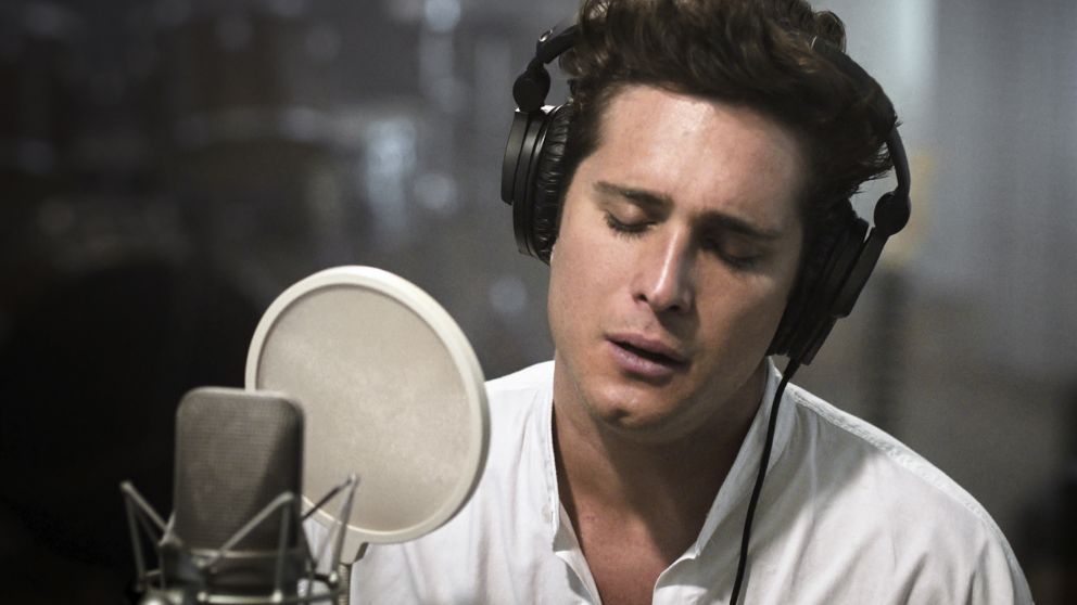 La segunda temporada de Luis Miguel la serie estrenó su tercer capítulo