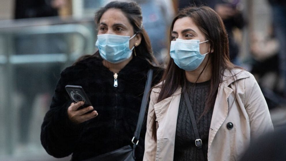 Coronavirus: cuestionan el uso de los barbijos al aire libre